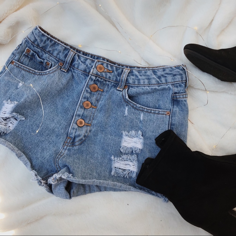 High-waisted Jean Shorts
